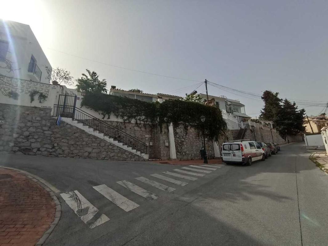Properties for sale and rent in Spain photo 4
