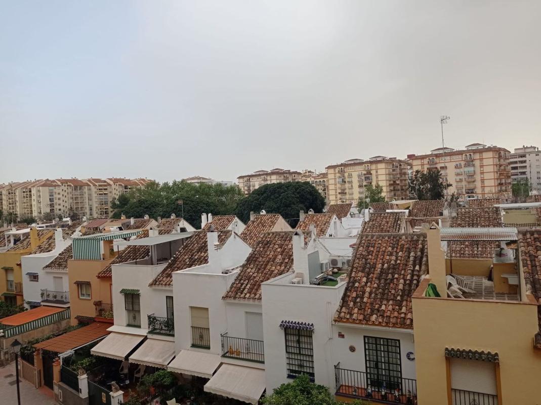 Venta de piso en Piso en Calle Frascuelo, 8, Los Boliches, Fuengirola, Fuengirola
photo 2