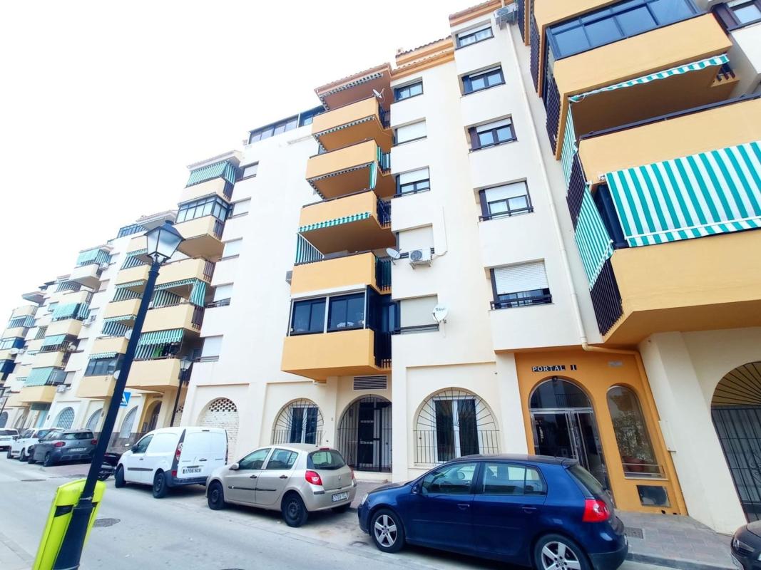 Venta de piso en Piso en Calle Frascuelo, 8, Los Boliches, Fuengirola, Fuengirola
photo 4
