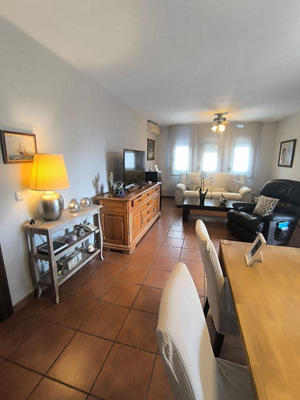 Продажа квартиры на Piso en Calle Feria de Abril s/n, Centro Ciudad, Fuengirola, Фуэнхирола
 photo 2