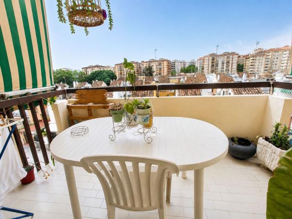 Sale of flat in Piso en Calle Frascuelo, Los Boliches, Fuengirola, Fuengirola
thumbnail 1