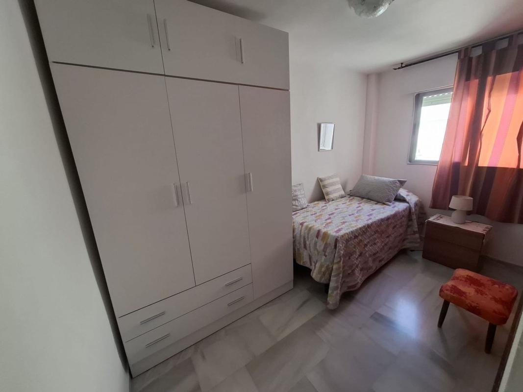 Venta de piso en Piso en Zona Puerto Deportivo, Fuengirola, Fuengirola
photo 2