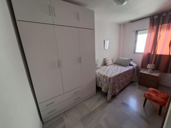 Venta de piso en Piso en Zona Puerto Deportivo, Fuengirola, Fuengirola
thumbnail 2