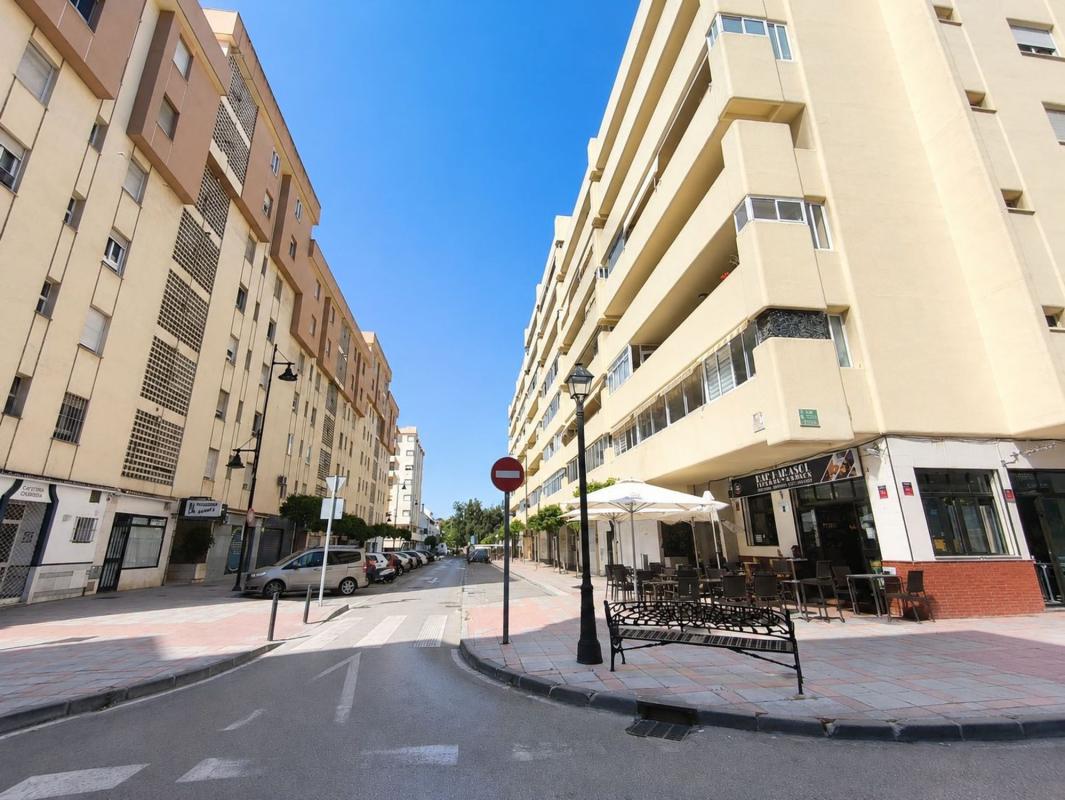 Venta de piso en Piso en Calle Jábega, Zona Sohail, Fuengirola, Fuengirola
 photo 2