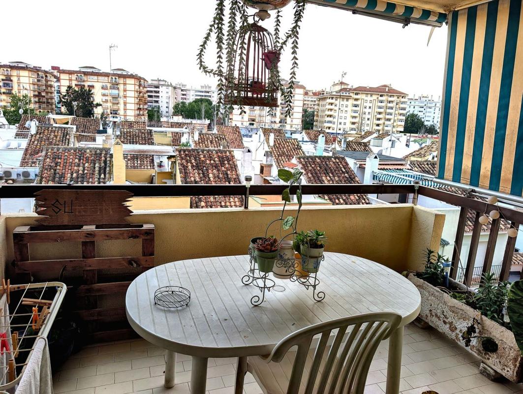 Venta de piso en Piso en Calle Frascuelo, 3, Los Boliches, Fuengirola, Fuengirola
photo 1
