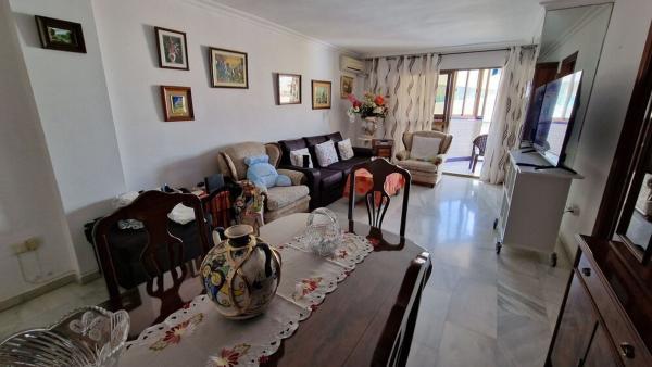 Venta de piso en Piso en Zona Puerto Deportivo, Fuengirola, Fuengirola
photo 1