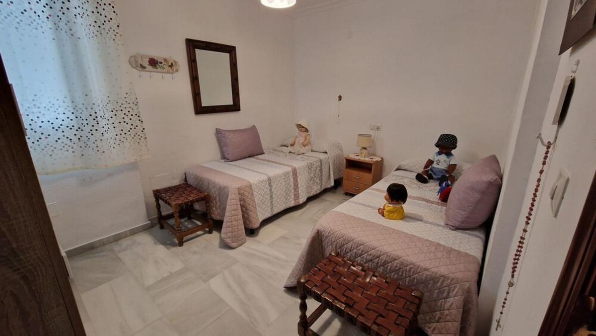Sale of apartment in Piso en Zona Puerto Deportivo, Fuengirola, Fuengirola
photo 5