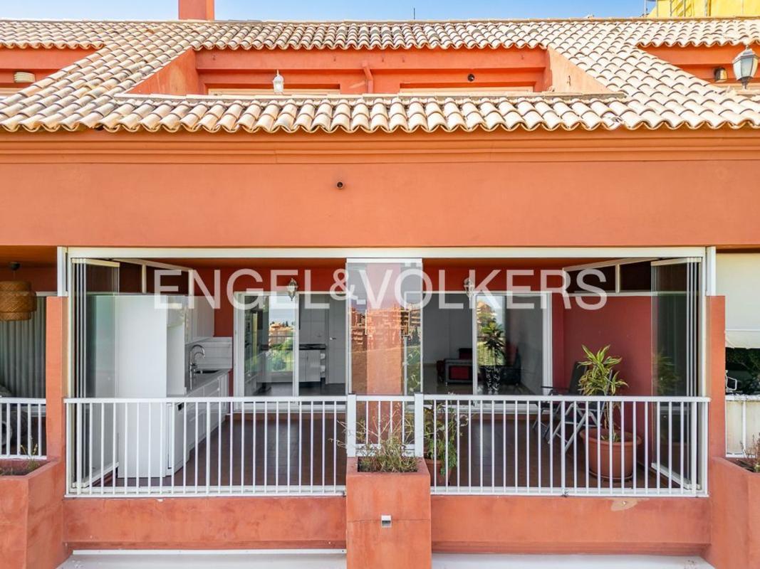 Venta de duplex en Dúplex en Calle Reina Victoria Eugenia, Los Pacos, Fuengirola, Fuengirola photo 4