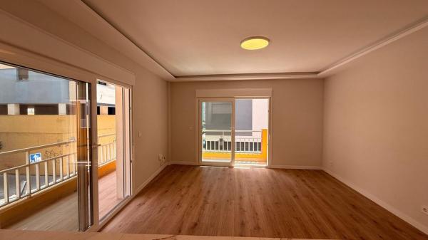Sale of flat in Piso en Zona Puerto Deportivo, Fuengirola, Fuengirola
 photo 3