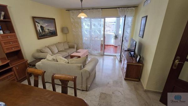 Venta de piso en Piso en Avenida Nuestro Padre Jesús Cautivo, Los Boliches, Fuengirola, Fuengirola
 photo 1