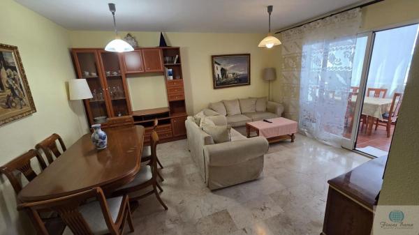 Venta de piso en Piso en Avenida Nuestro Padre Jesús Cautivo, Los Boliches, Fuengirola, Fuengirola
 photo 2