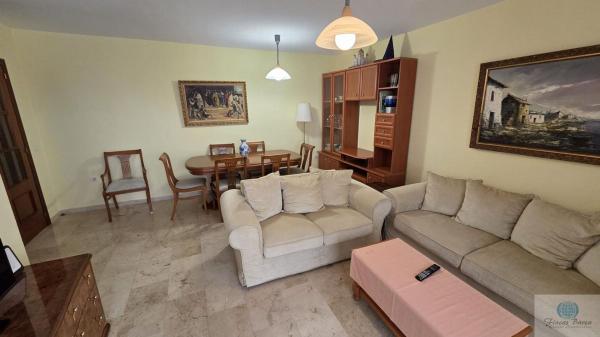 Venta de piso en Piso en Avenida Nuestro Padre Jesús Cautivo, Los Boliches, Fuengirola, Fuengirola
 photo 4