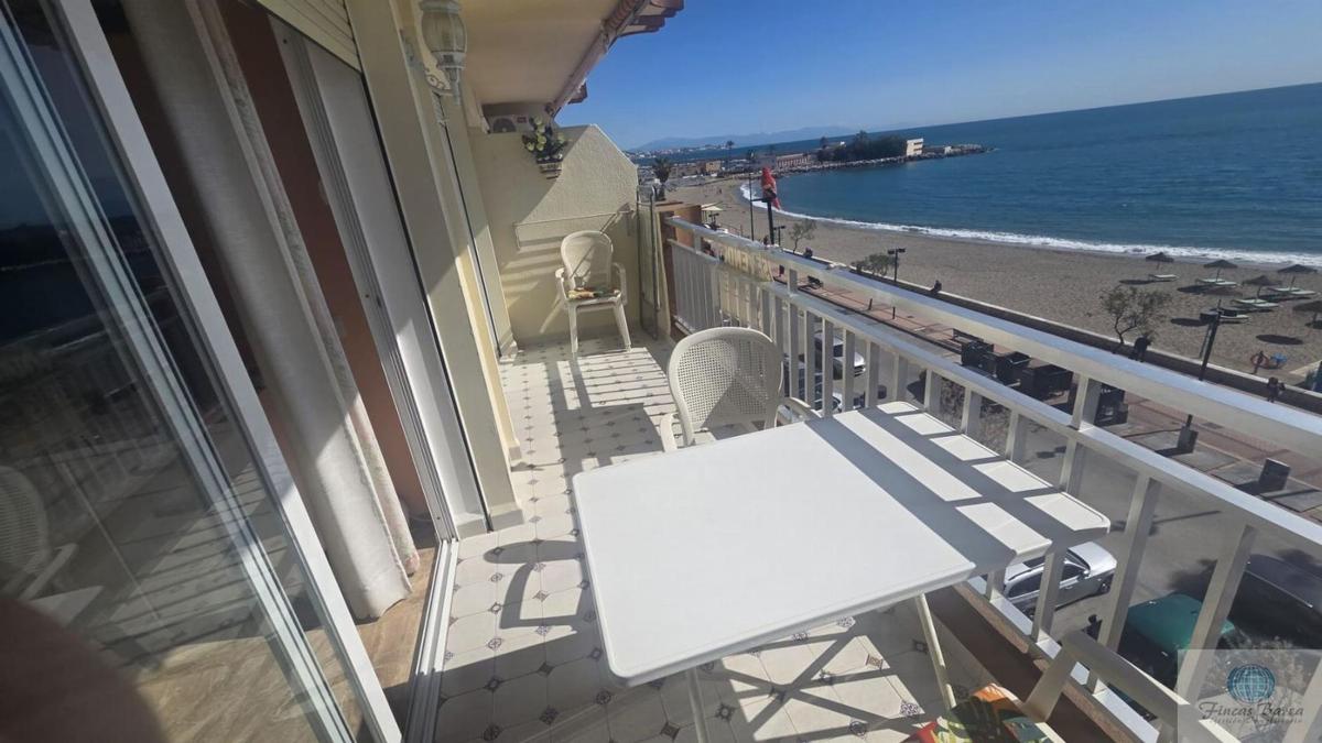 Sale of apartment in Piso en Paseo Marítimo Rey de España, Zona Puerto Deportivo, Fuengirola, Fuengirola
 photo 5