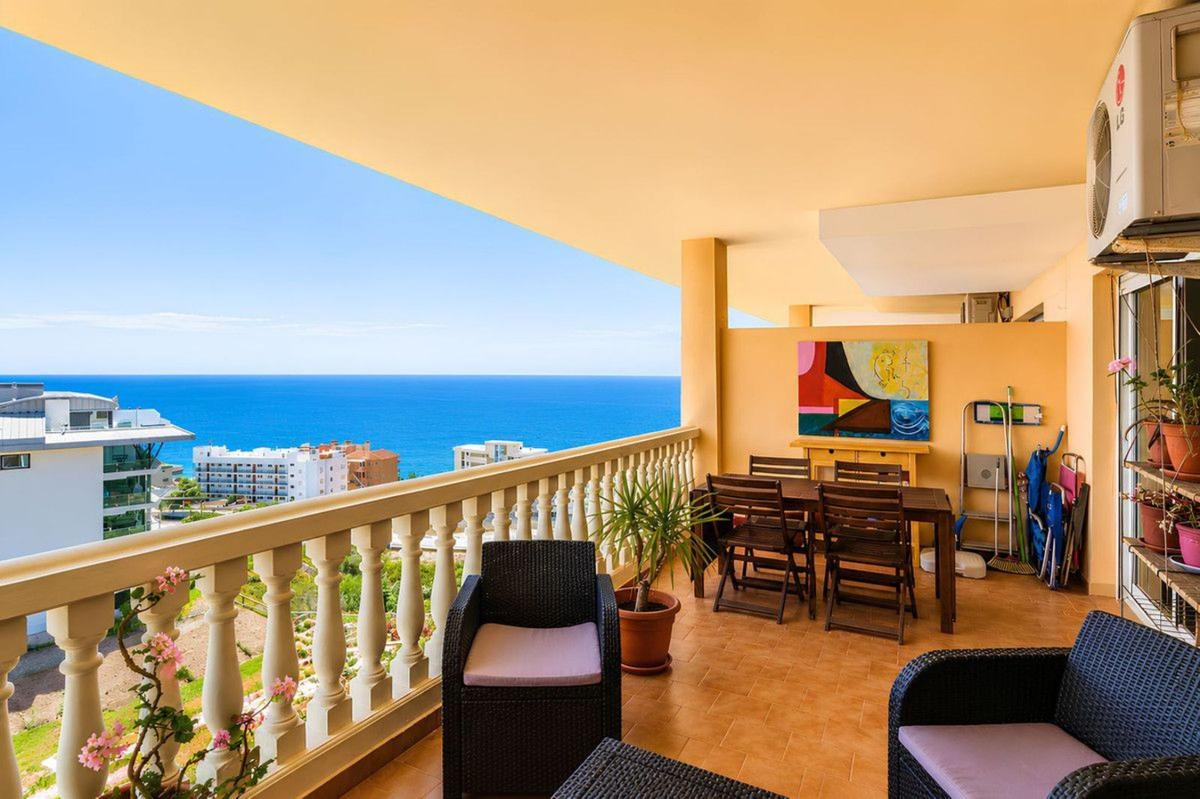 Sale of apartment in Piso en Calle Sierra Nevada, Las Gaviotas, Fuengirola, Fuengirola
photo 1
