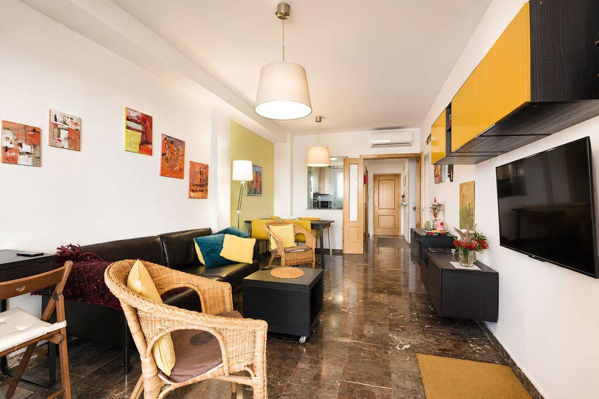 Sale of apartment in Piso en Calle Sierra Nevada, Las Gaviotas, Fuengirola, Fuengirola
photo 4