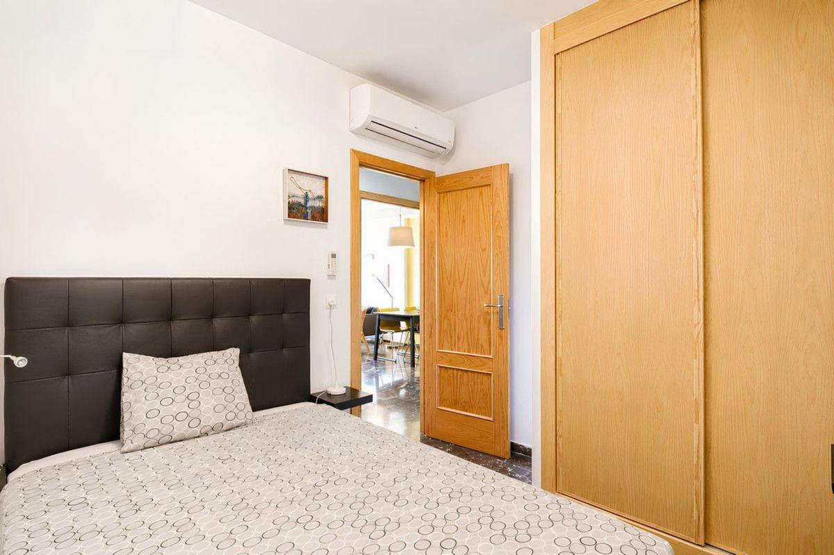 Sale of apartment in Piso en Calle Sierra Nevada, Las Gaviotas, Fuengirola, Fuengirola
photo 5