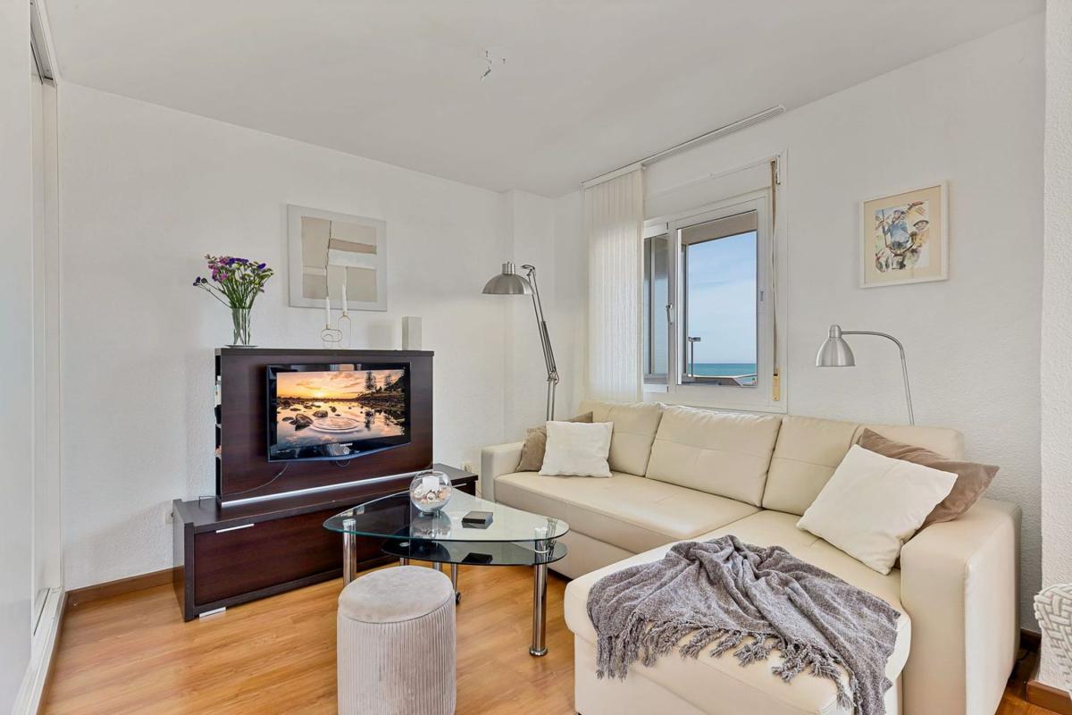 Продажа квартиры на Piso en Paseo Marítimo Rey de España, 110, Las Gaviotas, Fuengirola, Фуэнхирола
 photo 5
