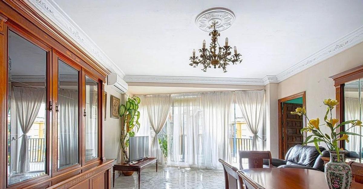 Venta de piso en Piso en Avenida Juan Gómez Juanito, Centro Ciudad, Fuengirola, Fuengirola
 photo 2