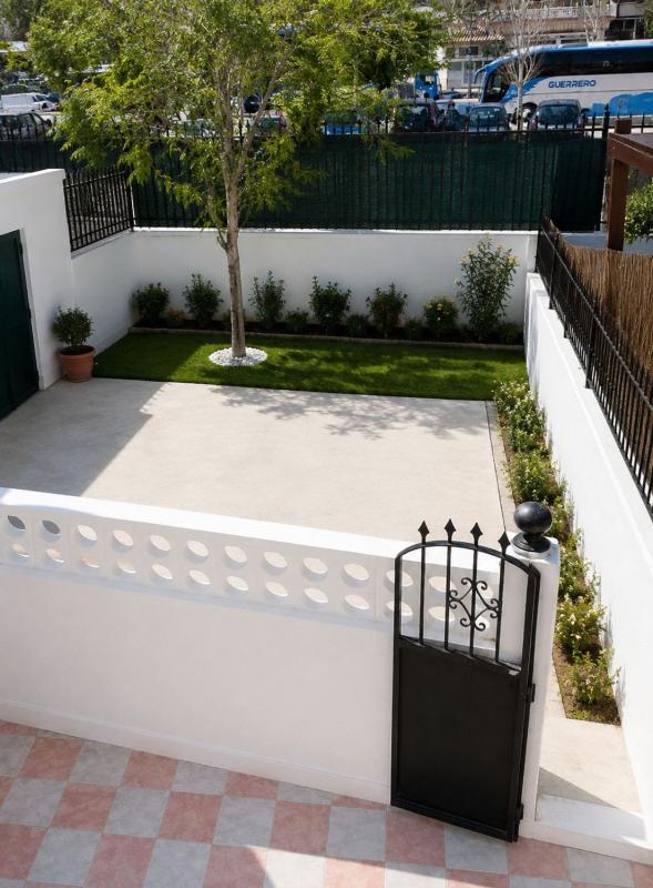 Venta de chalet adosado en  Chalet adosado en Calle Monaguillo, Los Boliches, Fuengirola , Fuengirola photo 5