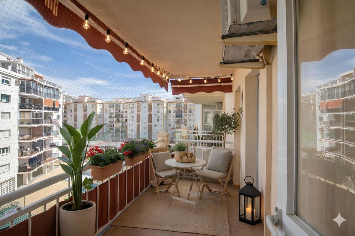 Sale of apartment in Piso en Calle Francisco Claros Curro, Los Boliches, Fuengirola, Fuengirola
photo 1