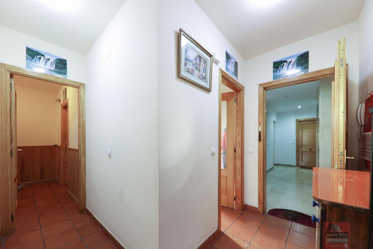 Продажа квартиры на Piso en Calle Francisco Claros Curro, Los Boliches, Fuengirola, Фуэнхирола
photo 3