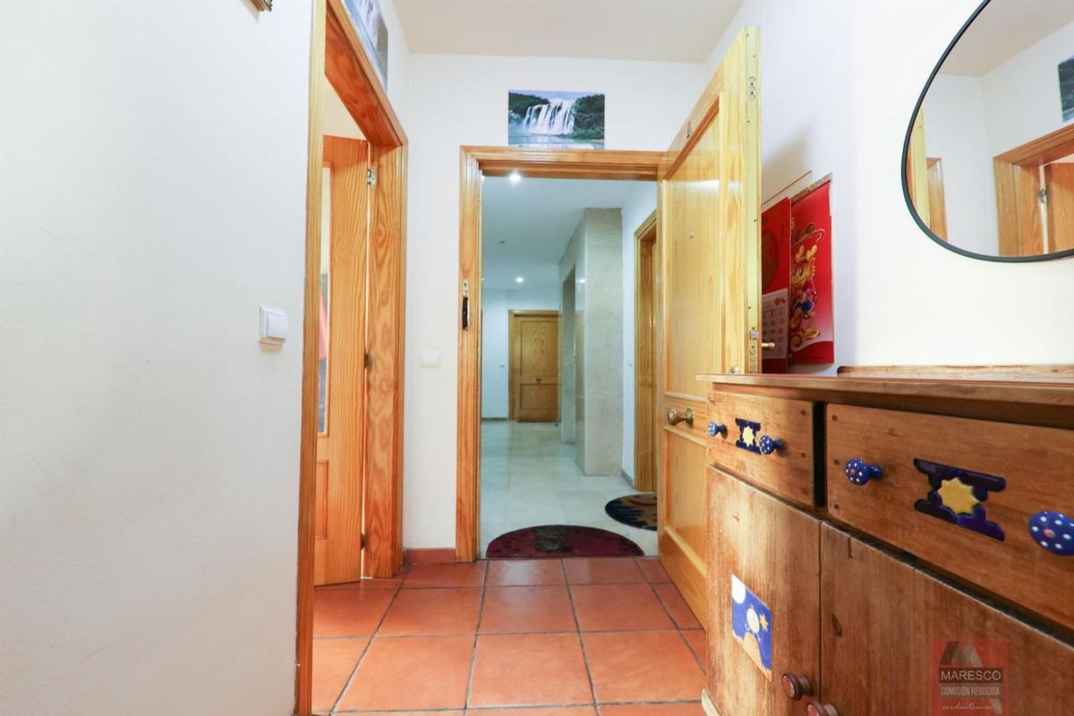 Продажа квартиры на Piso en Calle Francisco Claros Curro, Los Boliches, Fuengirola, Фуэнхирола
photo 4