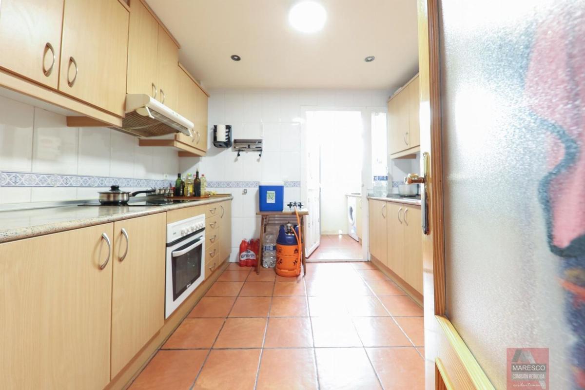 Продажа квартиры на Piso en Calle Francisco Claros Curro, Los Boliches, Fuengirola, Фуэнхирола
photo 5