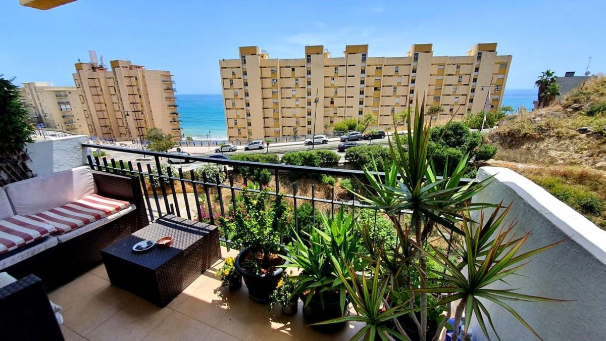 Продажа квартиры на Piso en Avenida Carvajal, Las Gaviotas, Fuengirola, Фуэнхирола
photo 1