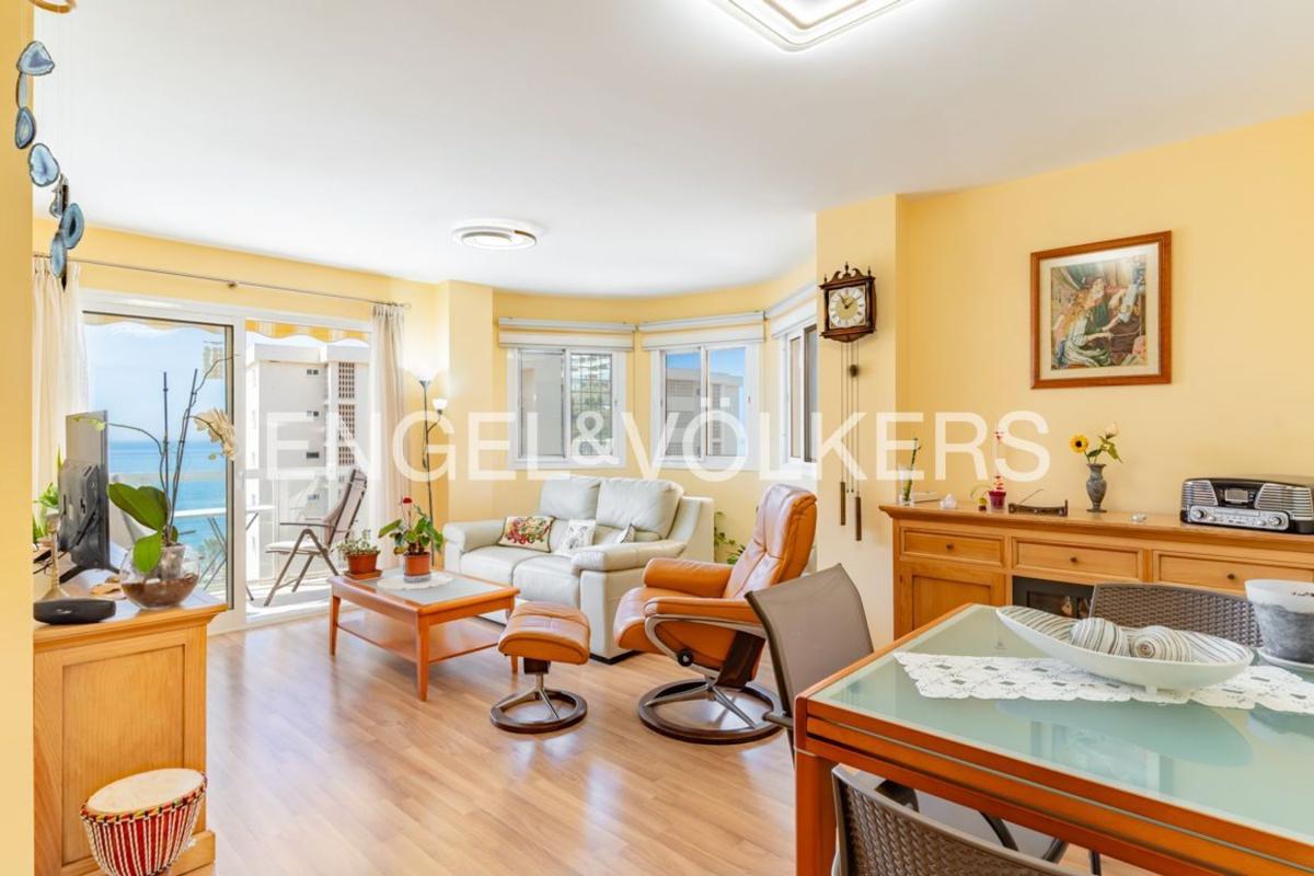 Продажа квартиры на Piso en Avenida Carvajal, Las Gaviotas, Fuengirola, Фуэнхирола
 photo 3