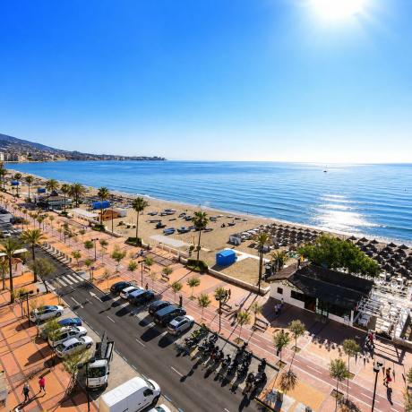 Sprzedaż mieszkania w Piso en Calle Jacinto Benavente, 10, Zona Puerto Deportivo, Fuengirola, Fuengirola
 photo 1