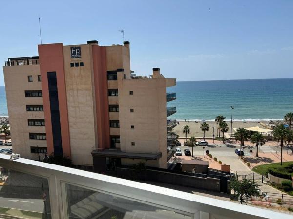 Продажа квартиры на Piso en Avenida Carvajal, 43, Las Gaviotas, Fuengirola, Фуэнхирола
photo 1