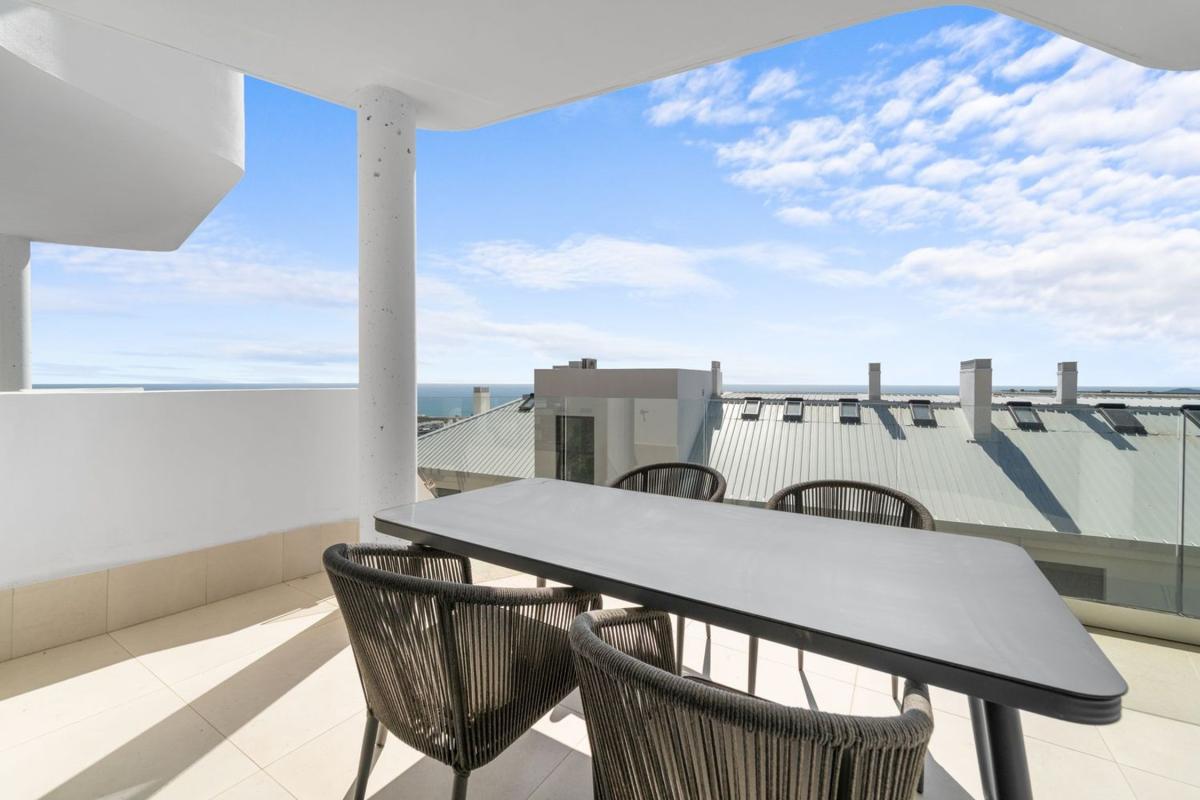 Продажа квартиры на Piso en Avenida Fuengirola, El Higuerón, Fuengirola, Фуэнхирола
photo 1