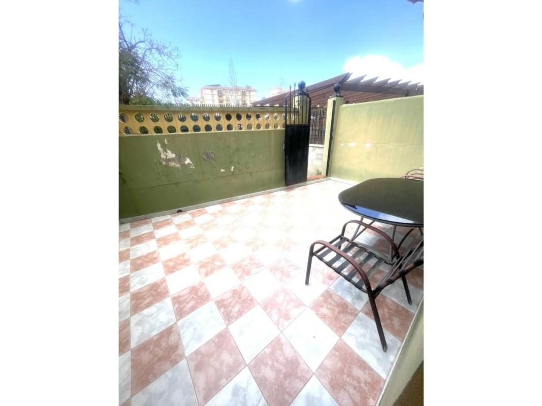 Продажа таунхауса в Chalet adosado en Los Boliches, Fuengirola , Фуэнхирола photo 1