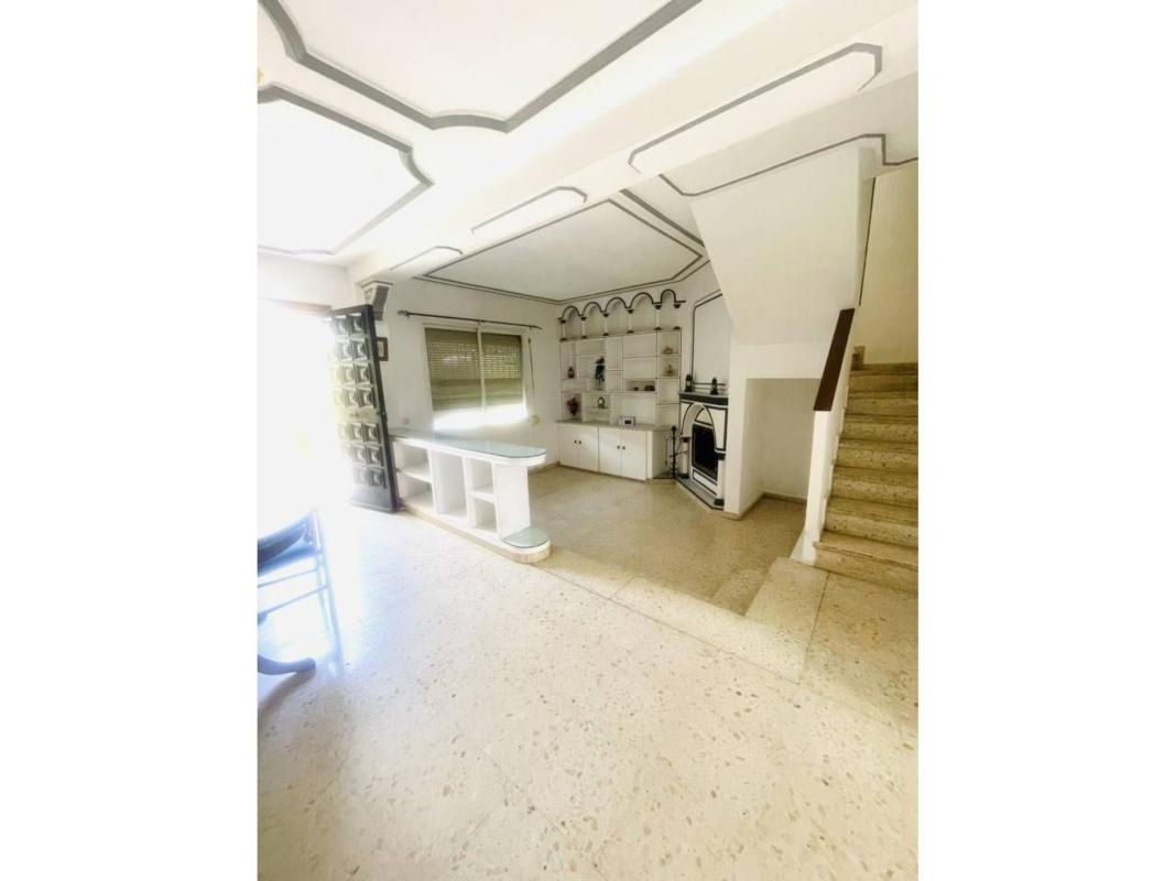 Продажа таунхауса в Chalet adosado en Los Boliches, Fuengirola , Фуэнхирола photo 4