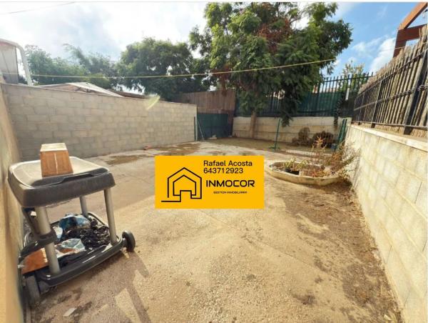 Chalet adosado en Calle Monaguillo, 33, Los Boliches, Fuengirola thumbnail 2
