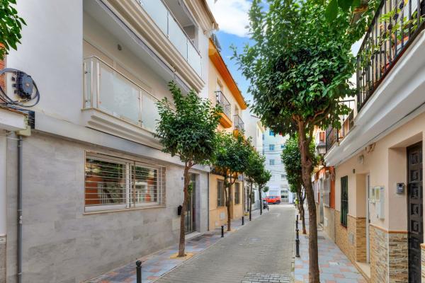 Аттик на продажу в Ático en Calle Nueva, Zona Puerto Deportivo, Fuengirola, Фуэнхирола photo 1