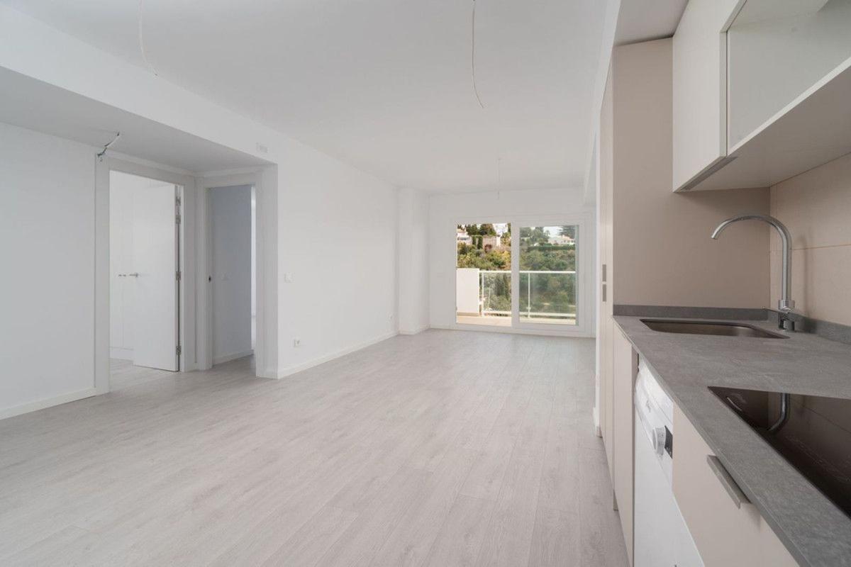 Продажа квартиры на Piso en Calle de la Hiedra, Torreblanca del Sol, Fuengirola, Фуэнхирола
photo 3