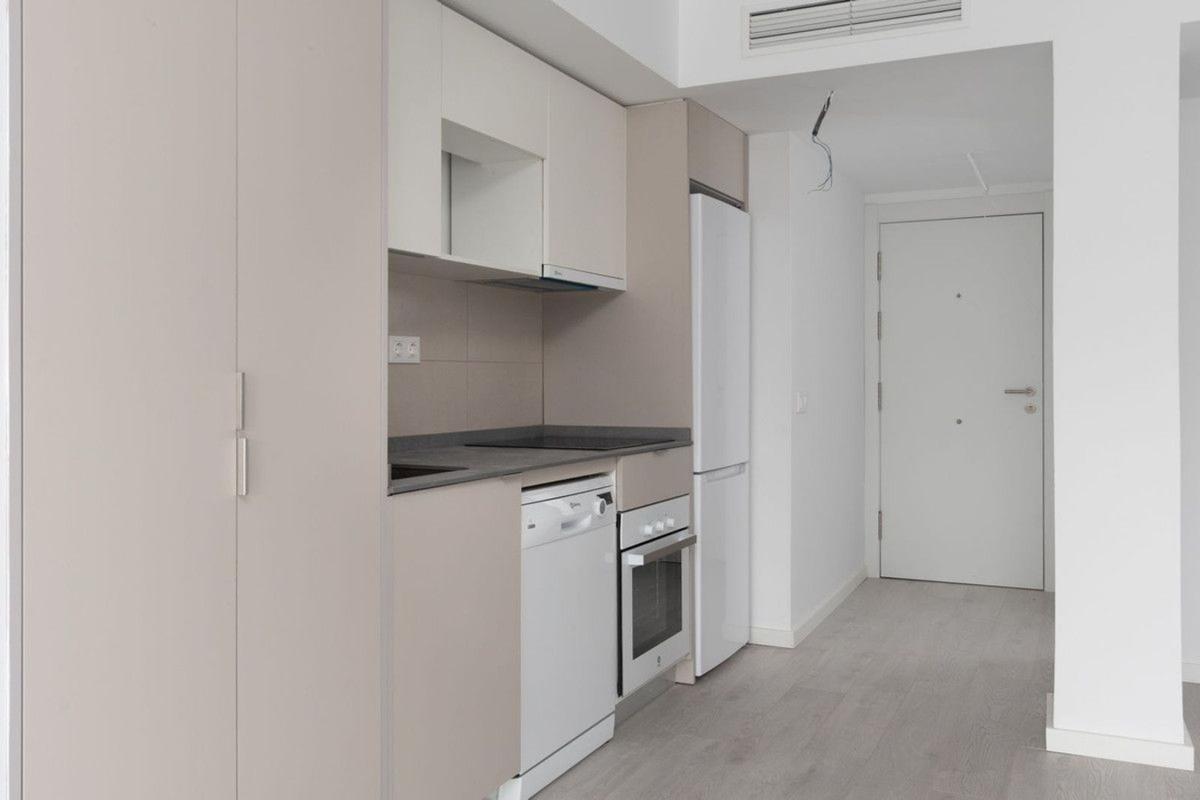 Продажа квартиры на Piso en Calle de la Hiedra, Torreblanca del Sol, Fuengirola, Фуэнхирола
photo 4