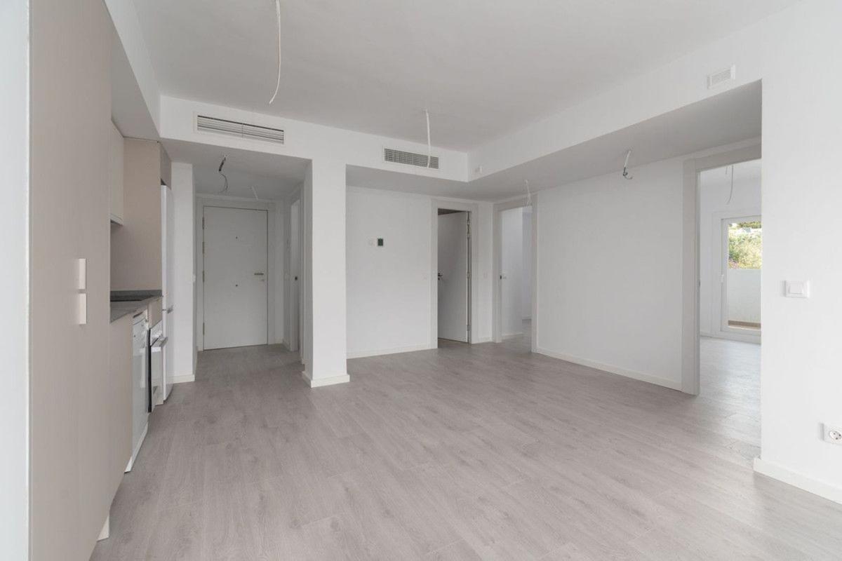 Продажа квартиры на Piso en Calle de la Hiedra, Torreblanca del Sol, Fuengirola, Фуэнхирола
photo 5