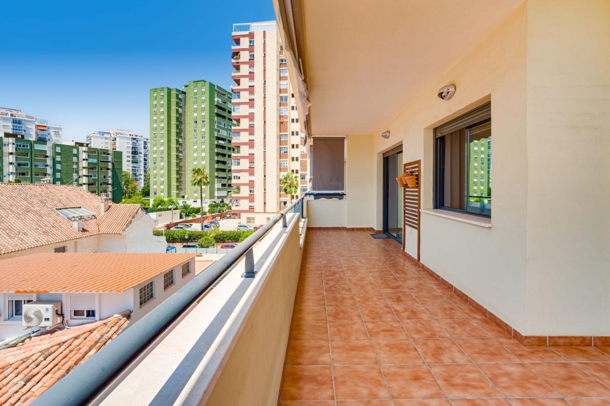 Продажа квартиры на Piso en Calle Santa Isabel s/n, Los Boliches, Fuengirola, Фуэнхирола
photo 1