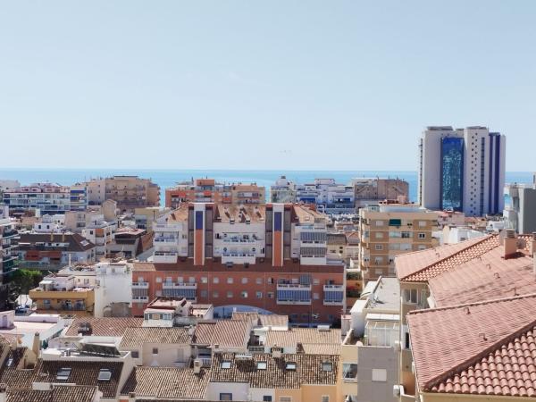 Venta de piso en Piso en Calle Santa Isabel, Los Boliches, Fuengirola, Fuengirola
 photo 1