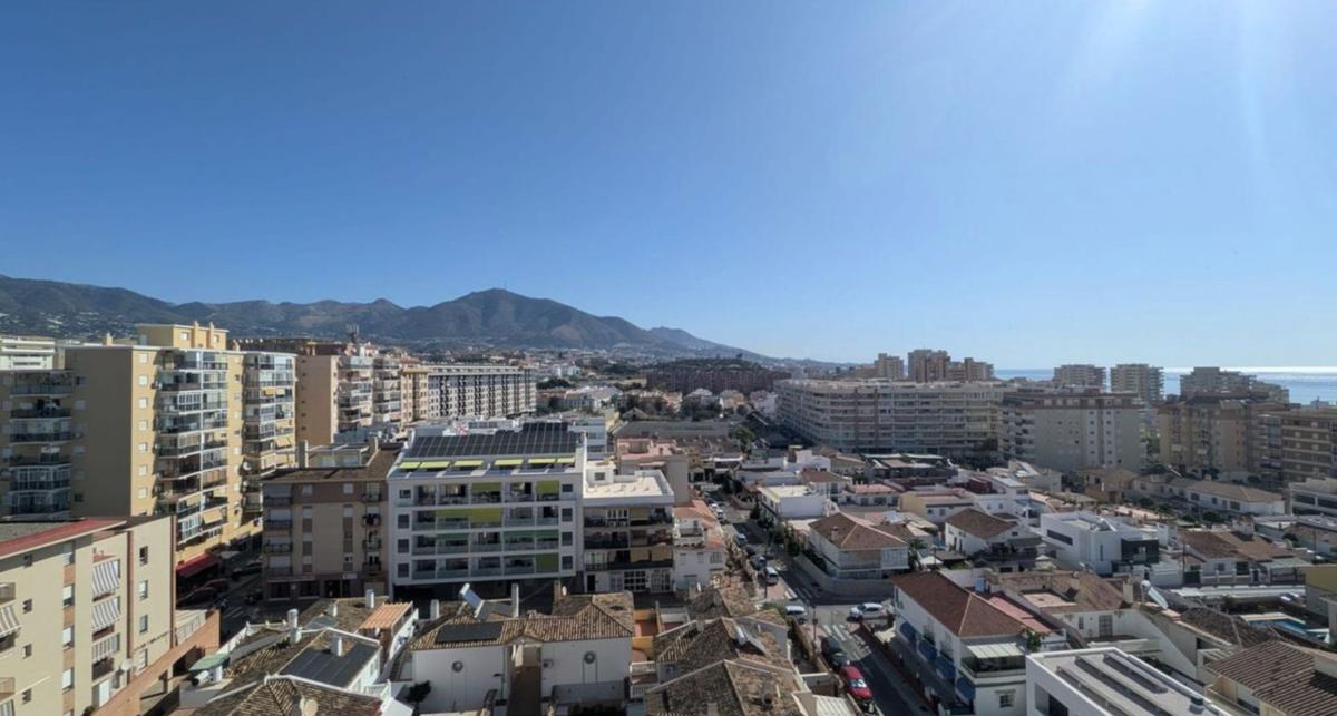 Продажа квартиры на Piso en Calle Santa Isabel, Los Boliches, Fuengirola, Фуэнхирола
 photo 4