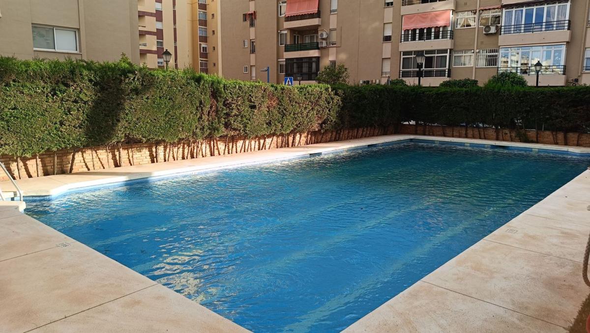 Продажа квартиры на Piso en Calle Santa Isabel, Los Boliches, Fuengirola, Фуэнхирола
 photo 5