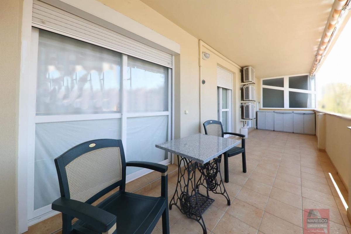 Venta de piso en Piso en Calle Feria de Abril, Centro Ciudad, Fuengirola, Fuengirola
 photo 2
