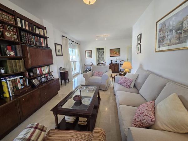 Venta de piso en Piso en Centro Ciudad, Fuengirola, Fuengirola
thumbnail 2