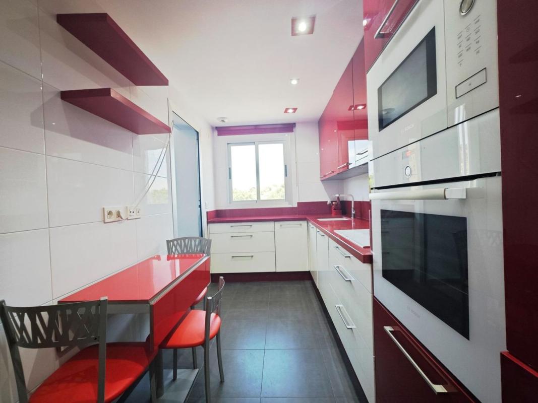 Продажа квартиры на Piso en Calle San Manuel, Zona Sohail, Fuengirola, Фуэнхирола
photo 5