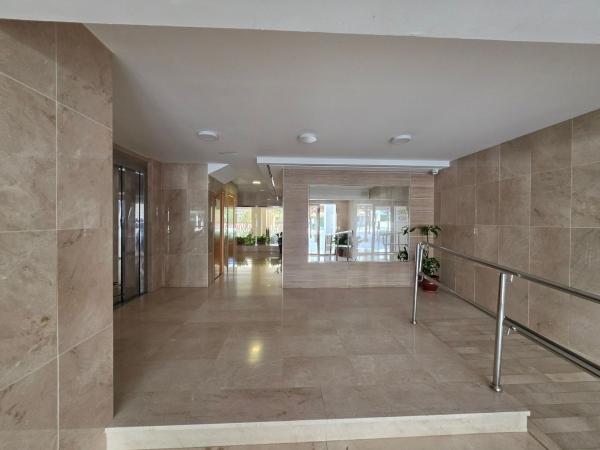 Venta de piso en Piso en Calle Santa Rosa, 1, Los Boliches, Fuengirola, Fuengirola
 photo 3