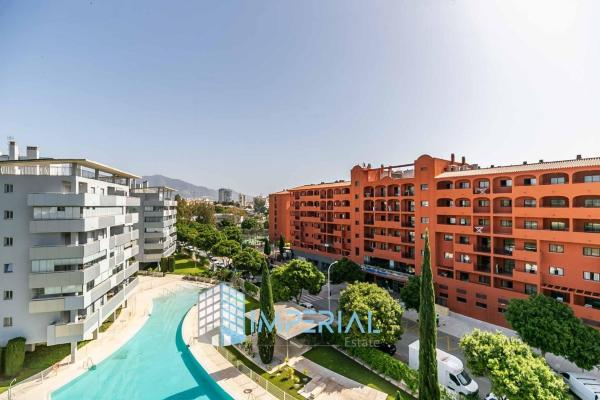 Sale of flat in Piso en Zona Sohail, Fuengirola, Fuengirola
photo 1
