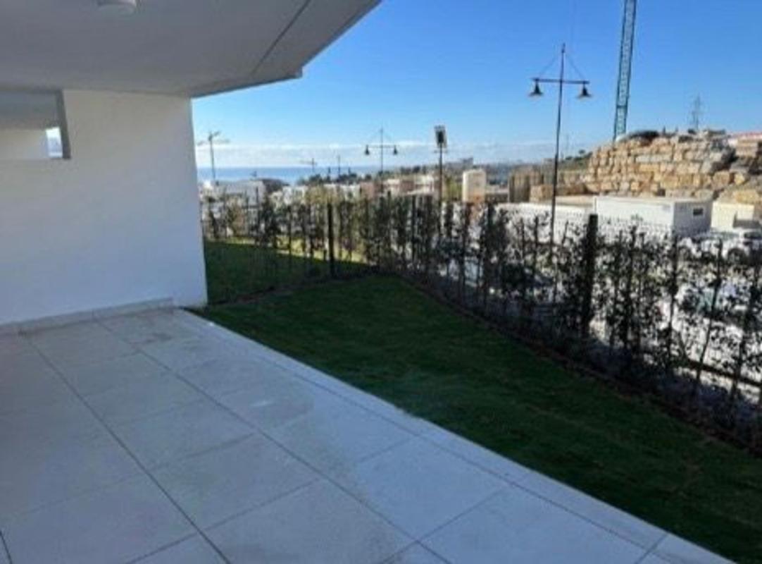 Продажа квартиры на Piso en Calle Canarios, 112 a, El Higuerón, Fuengirola, Фуэнхирола
photo 2