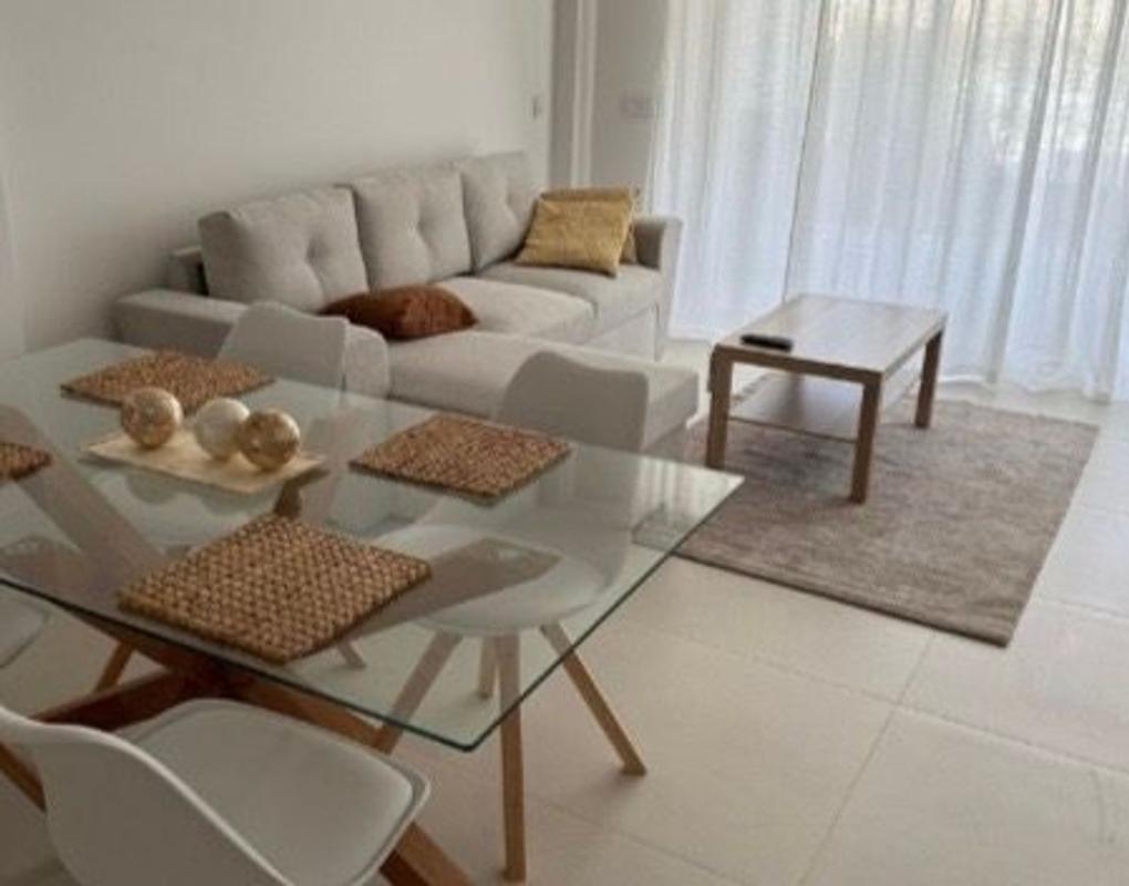 Продажа квартиры на Piso en Calle Canarios, 112 a, El Higuerón, Fuengirola, Фуэнхирола
photo 3
